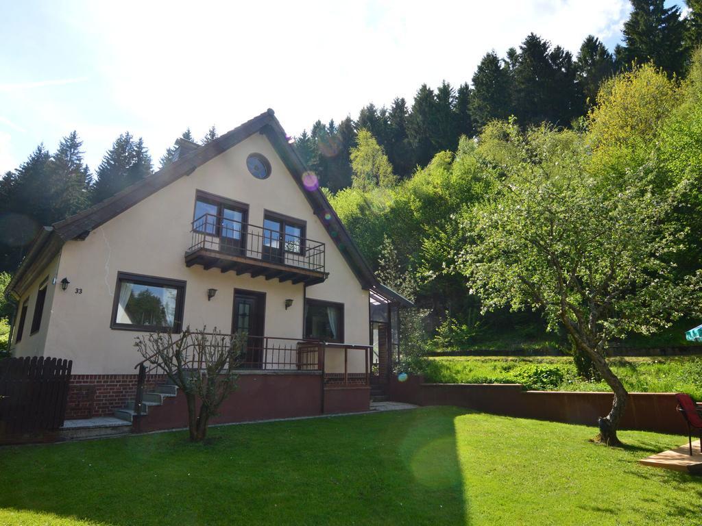 Holiday Home With Garden In Hellenthal Eifel מראה חיצוני תמונה