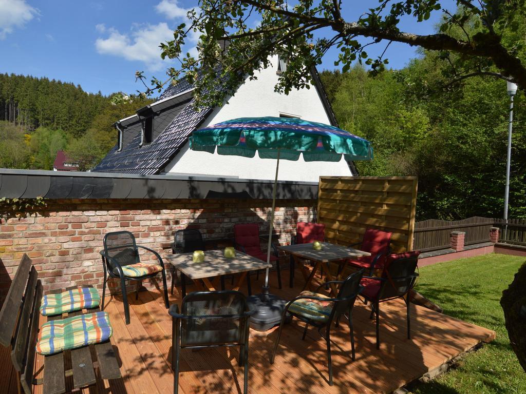 Holiday Home With Garden In Hellenthal Eifel מראה חיצוני תמונה