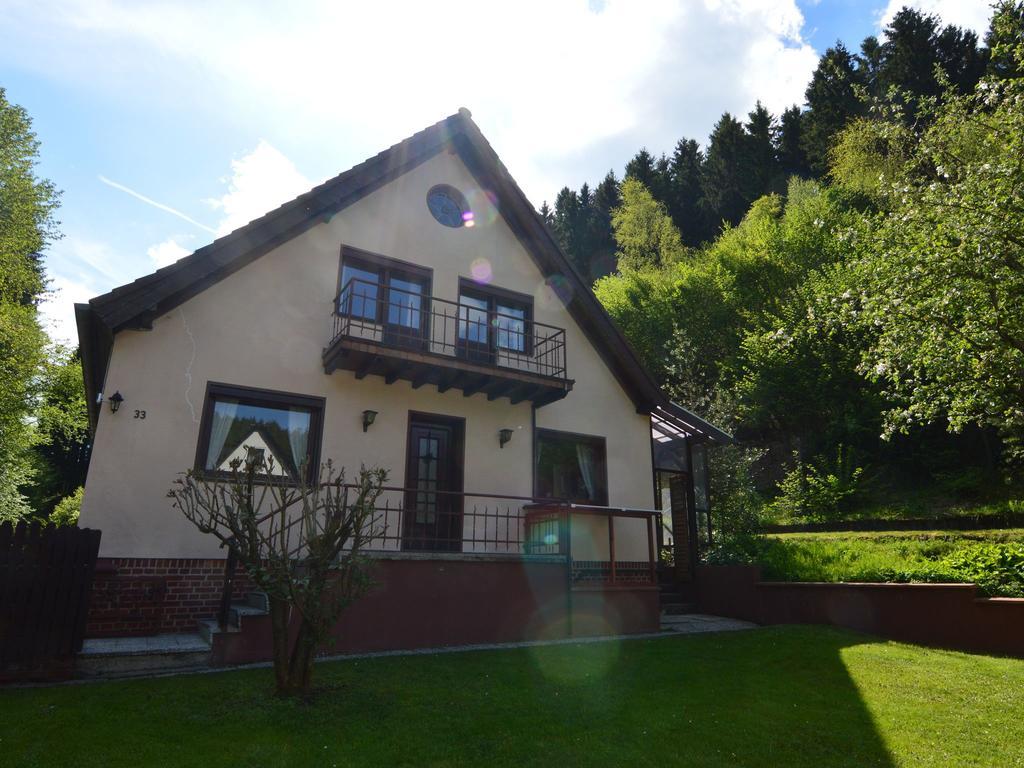Holiday Home With Garden In Hellenthal Eifel מראה חיצוני תמונה